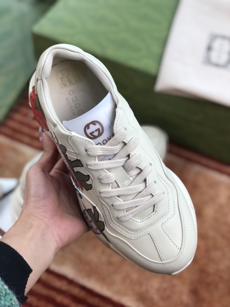 Gucci Sneakers